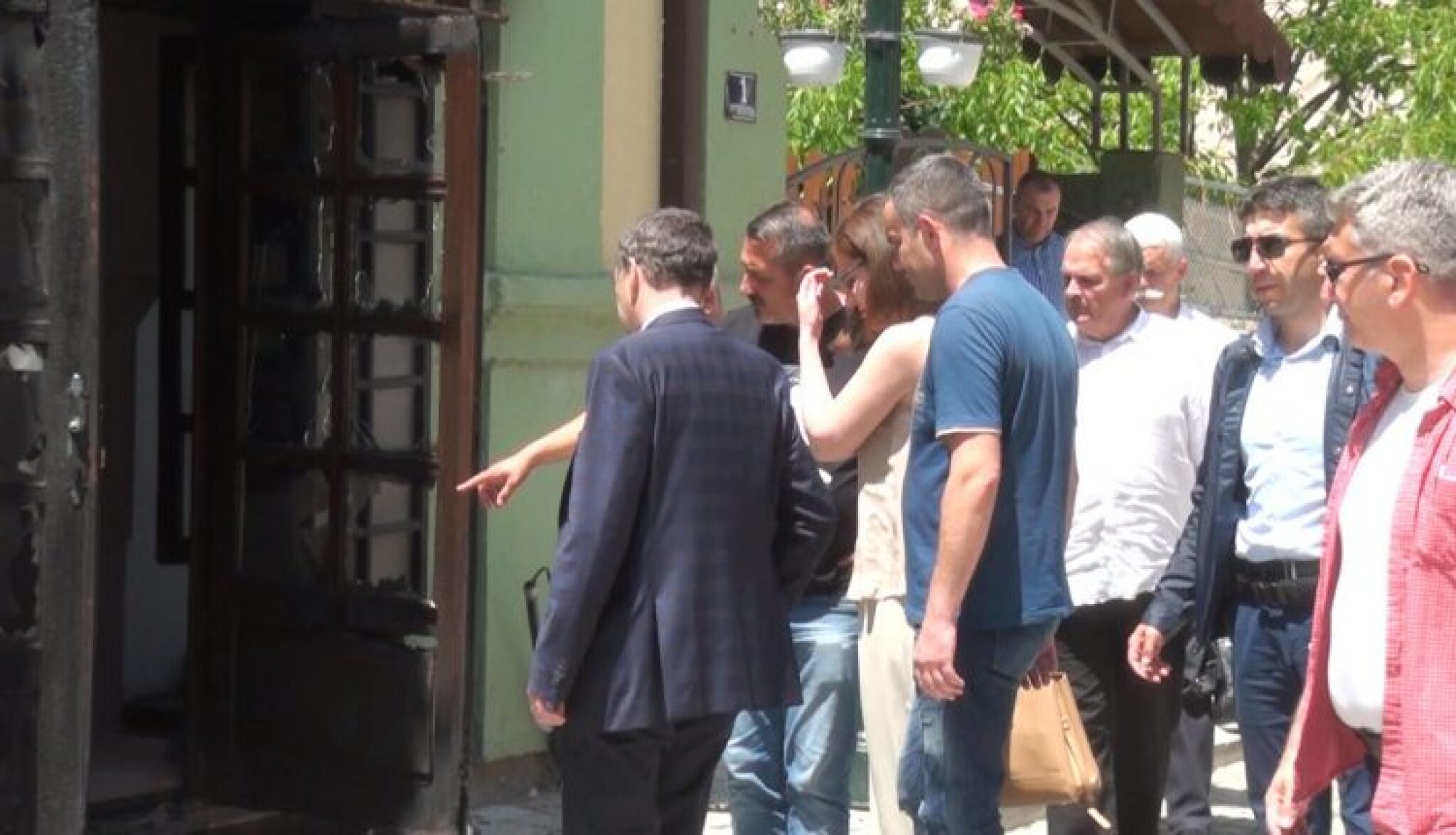 00013.00_22_21_05.Still921-1536x864-1-750x430-1