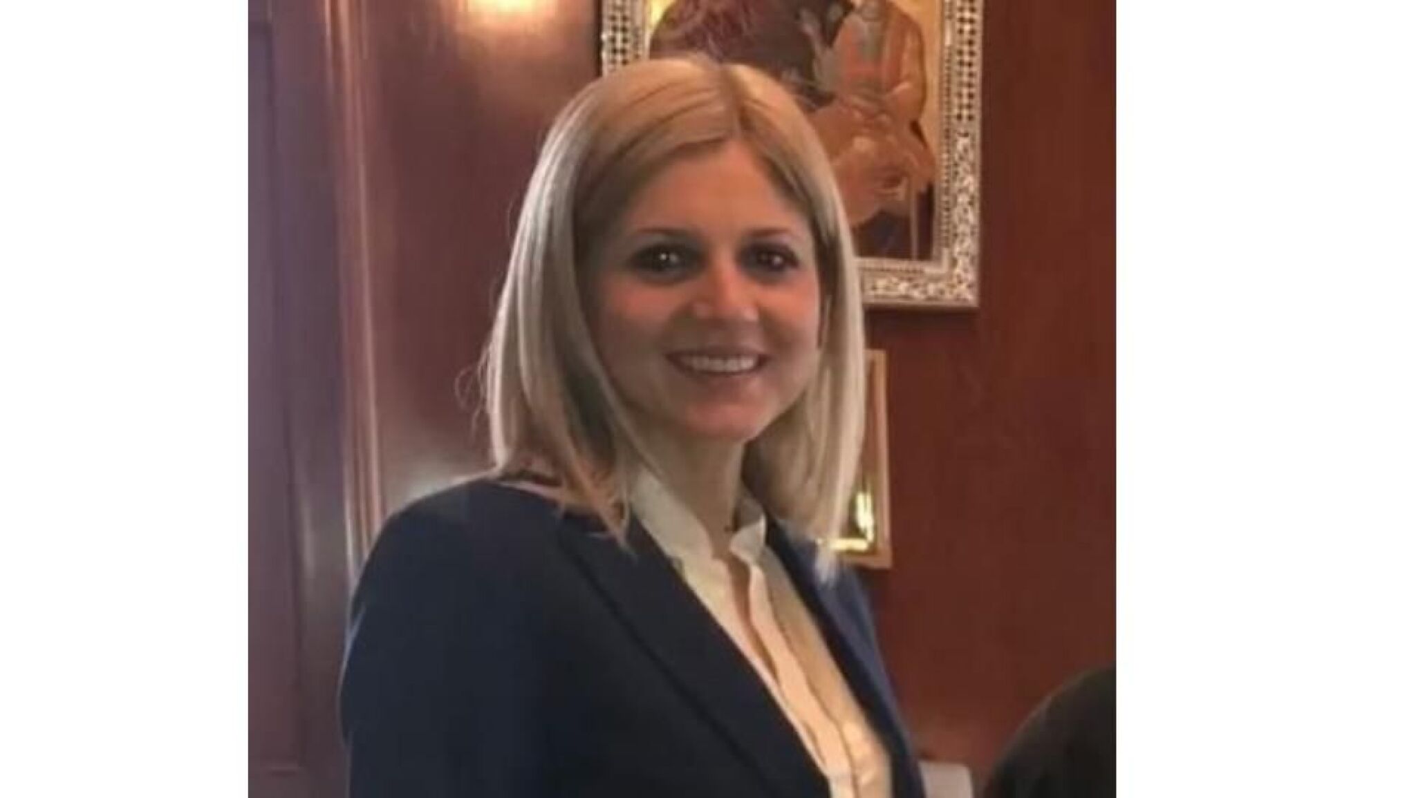 BT5A33SCA2-foto-se-oglasi-kovacevski-otkako-bugarski-vesnik-objavi-dokument-so-koj-tvrdi-deka-negovata-sopruga-e-bugarka-nema-da-gi-komentiram-predcite-na-mojata-sopruga