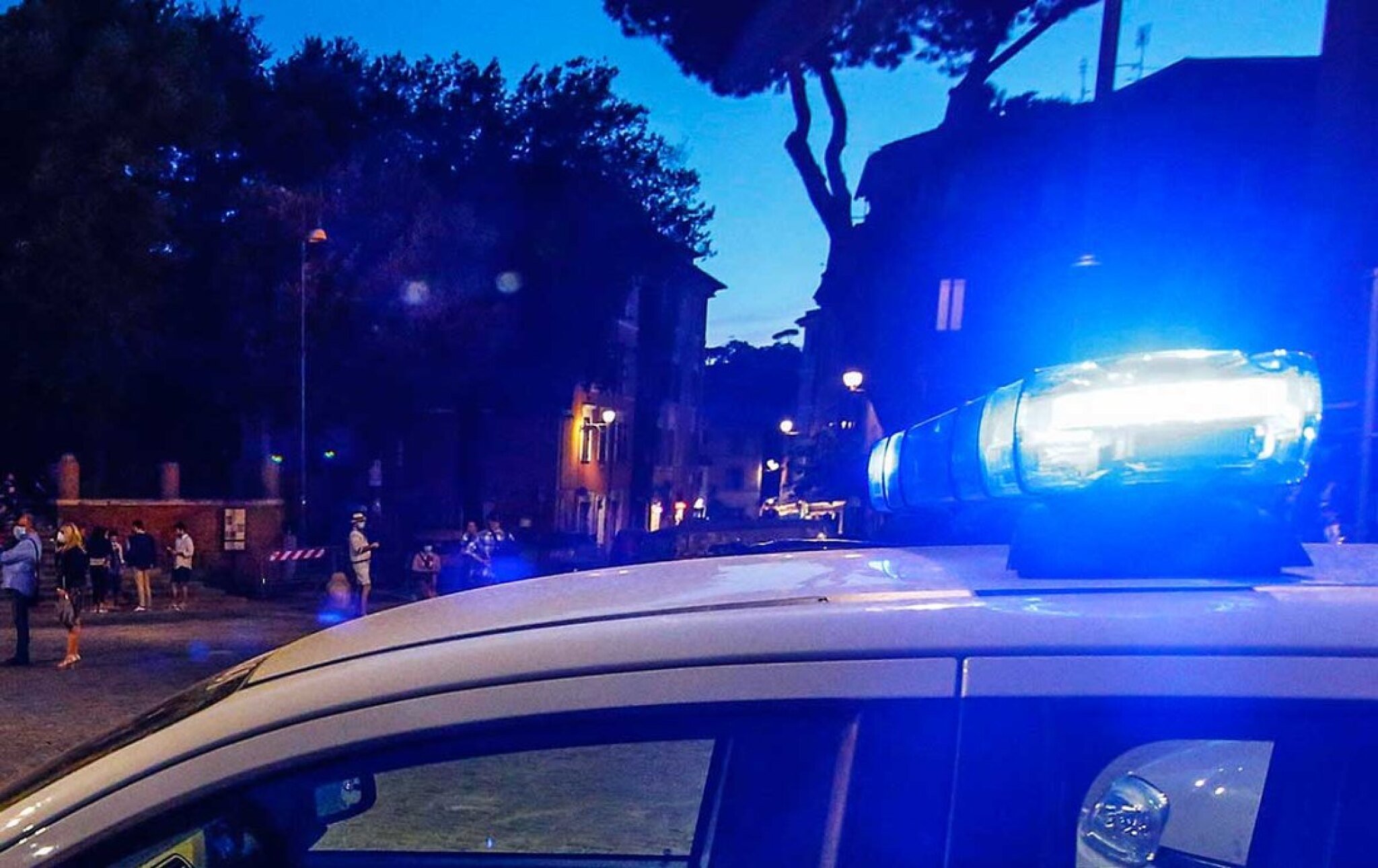 policija-rotaciona-svetla