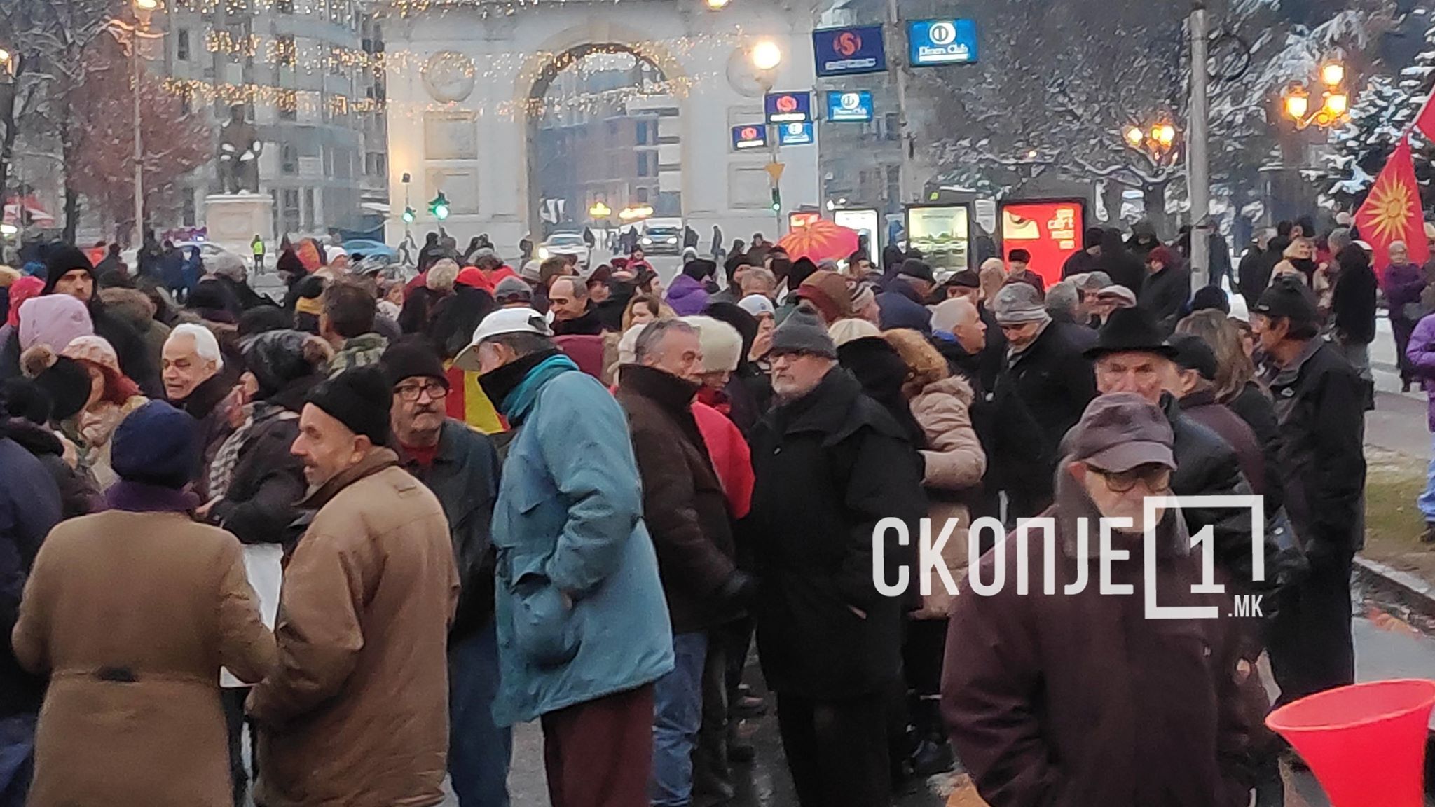 58420167_2329057120684987_2747785514655416320_n