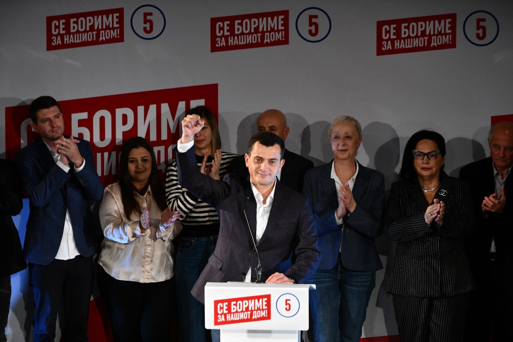 media-libraryq3975494fr89b4giQqw