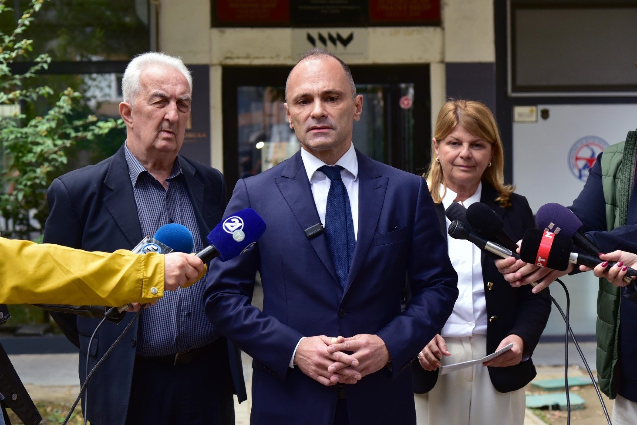 media-library8a1kslr7rf4140neCVb