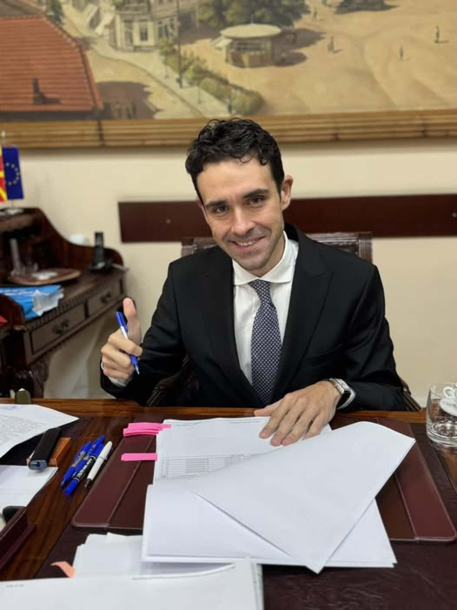 media-library38r38jq0l3vg2ilwjCp