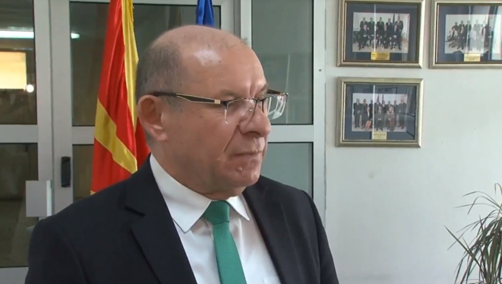 media-library03rcveni3uvv2kdWlan