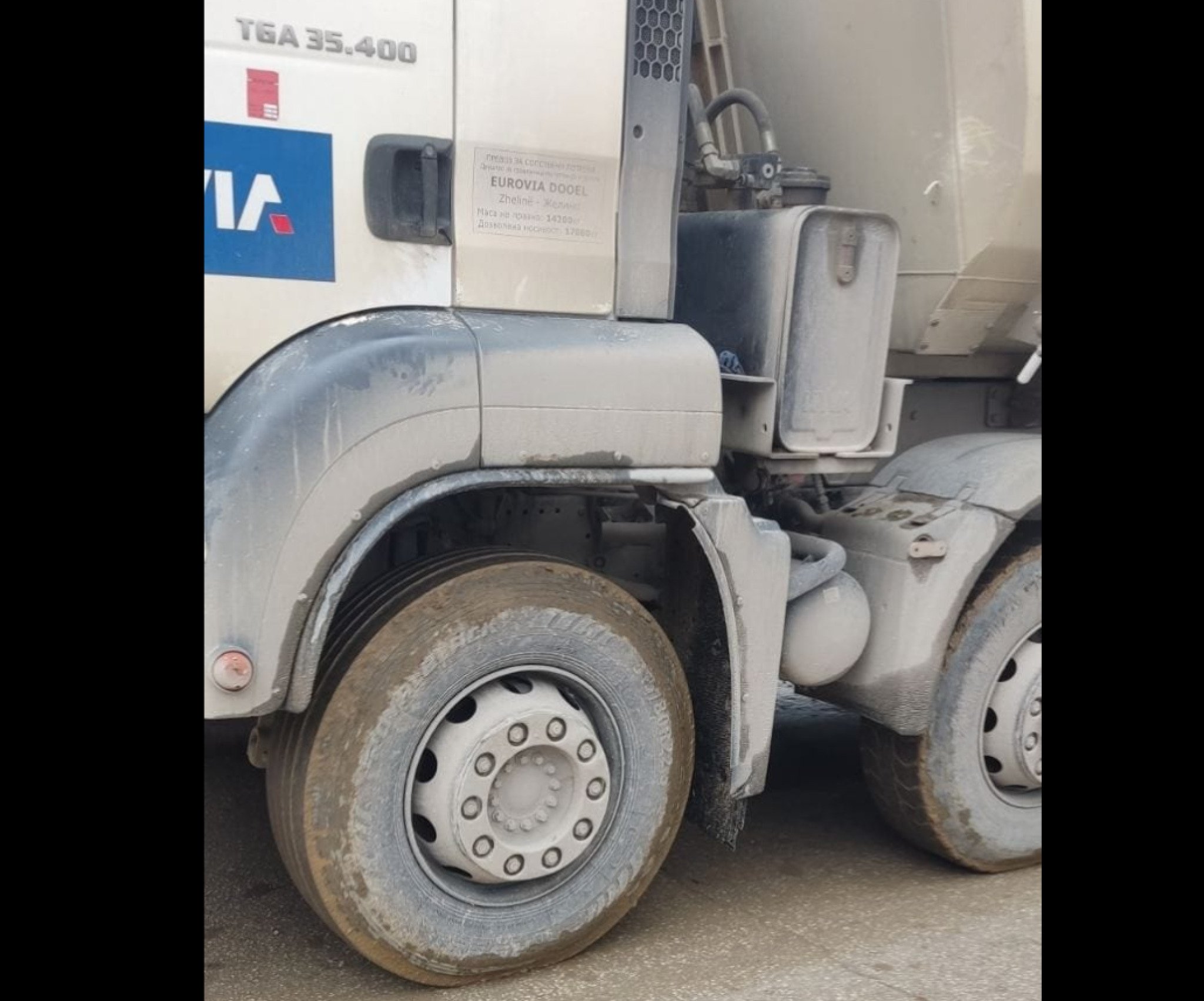 media-library0k8j0qk3a96r1NMCLvw