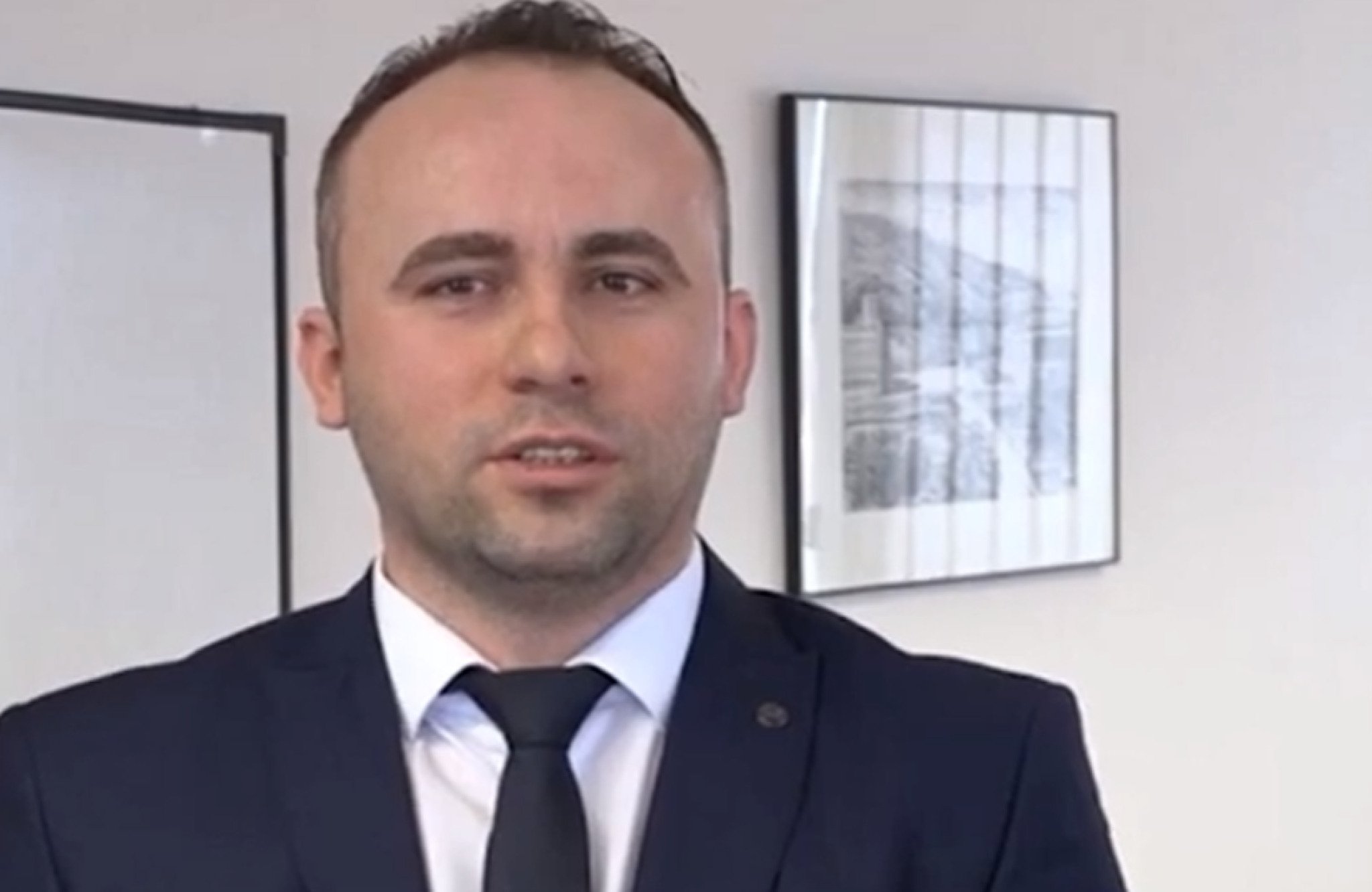 media-libraryddfgftvu1lk82NcDDvE