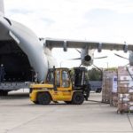 (ФОТО) На Меѓународниот аеродром „Скопје“ пристигна помошта од Турција