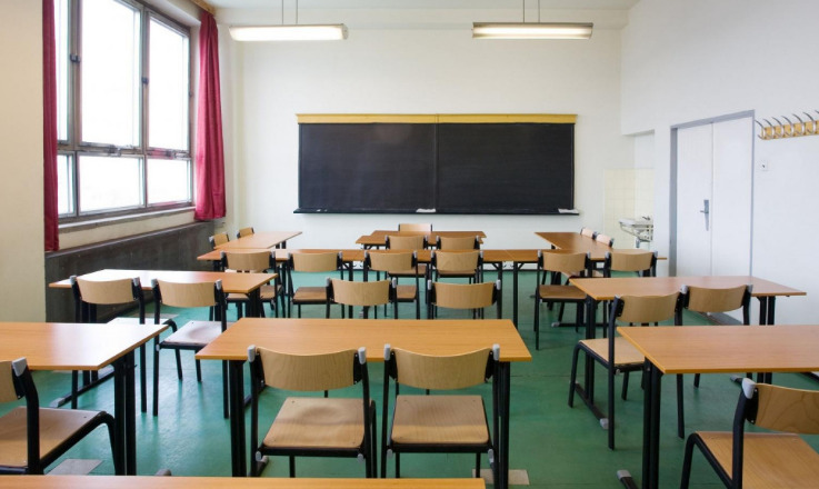 Инцидент во училиште во Загреб: имало истекување сулфурна киселина, повредени