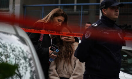 „Од каде му е пиштолот и како знае да пука?!“ – родителите низ солзи по масакрот во Белград