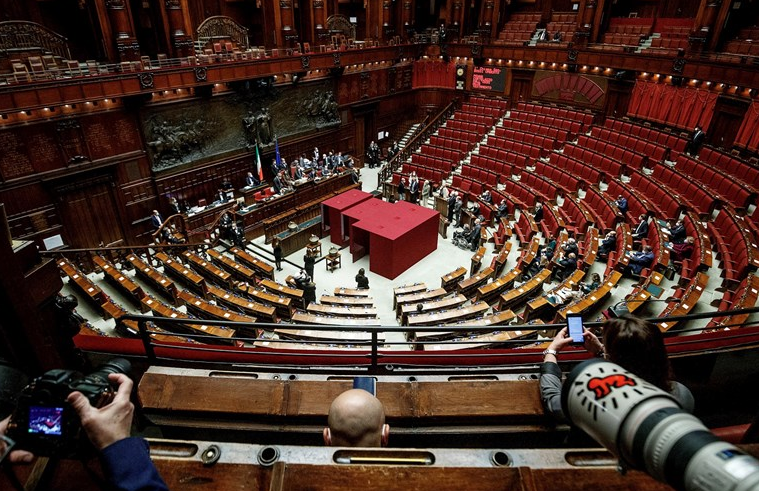 Италија ѝ го предаде на Белгија европратеникот Андреа Коцолино