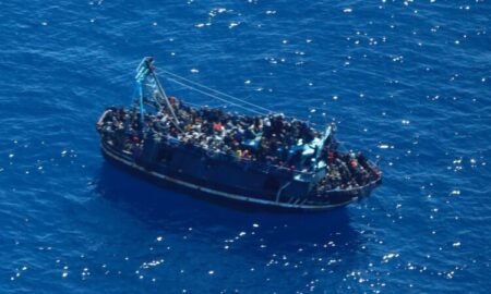 Драма на океан: брод со 200 мигранти исчезна во близина на Канарските острови