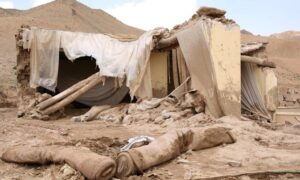 Монсунските дождови предизвикаа страшни поплави во Авганистан, најмалку 30 загинати