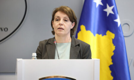 Остри критики по изјавата на министерката на Косово дека без НАТО и САД, ЕУ е хартиен тигар