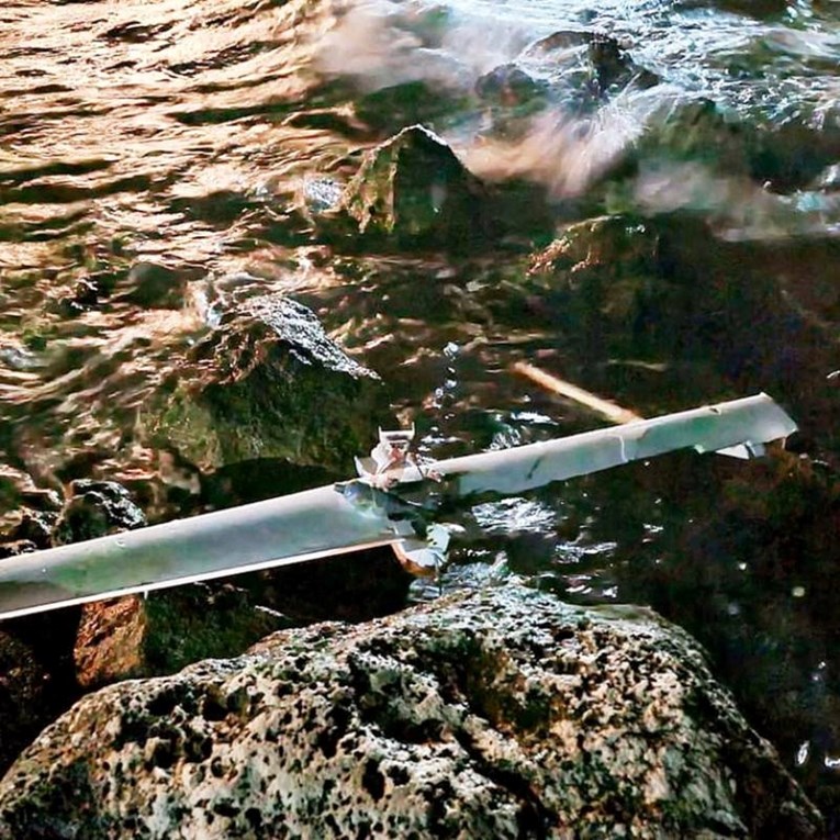 Бугарија објави фотографии од дронот со експлозив, кој слета во бугарско одморалиште