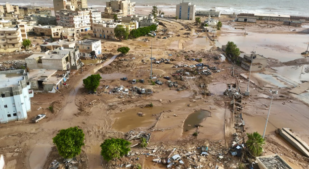 (Видео) Вознемирувачки снимки од Либија: болниците не можат да ги примат жртвите од разорните поплави, улици полни со тела