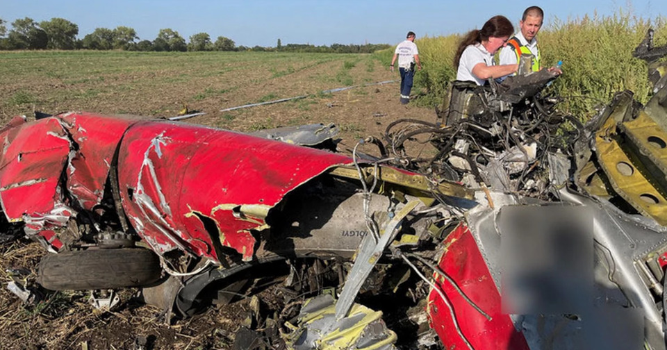 (Видео) Татко и син загинааа во авионската несреќа – детали за несреќата во Унгарија, има и повредени