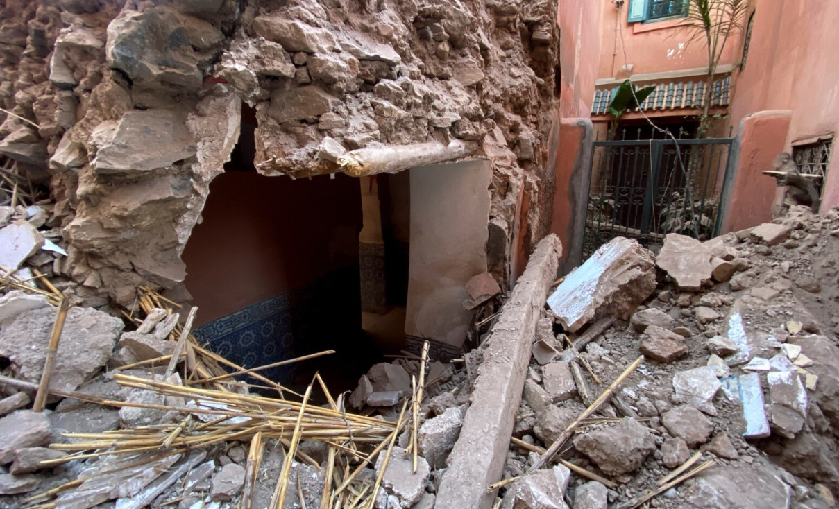 Зголемен бројот на загинати во земјотресот во Мароко – 820 лица го загубија животот, речиси 700 се повредени