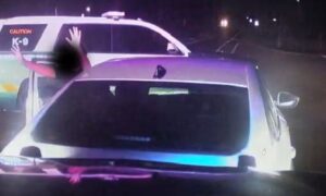 Полицијата на Флорида сопрела автомобил и затекнала 10-годишно момче зад воланот