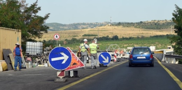 Прекин на сообраќајот Велес – Градско поради асфалтирање
