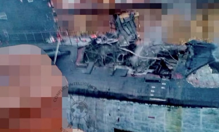 Се појавија слики од уништената руска подморница