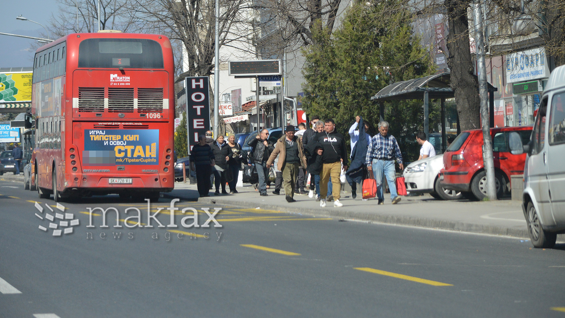Скопјанка нападнала малолетник, таткото пријавил во полиција