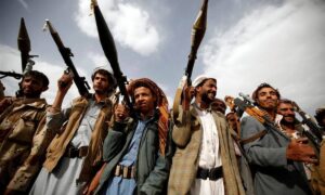 Јеменските Хути се закануваат со ракети и дронови доколку САД интервенираат