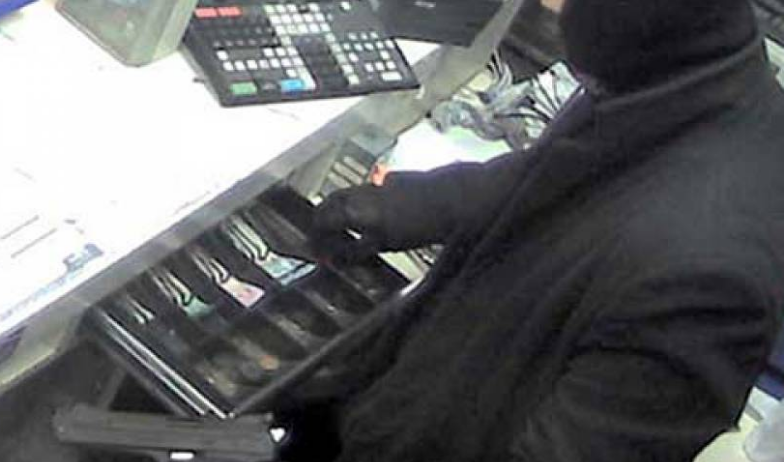 Уапсен крадец во Гостивар: со закана кон вработена украл повеќе производи