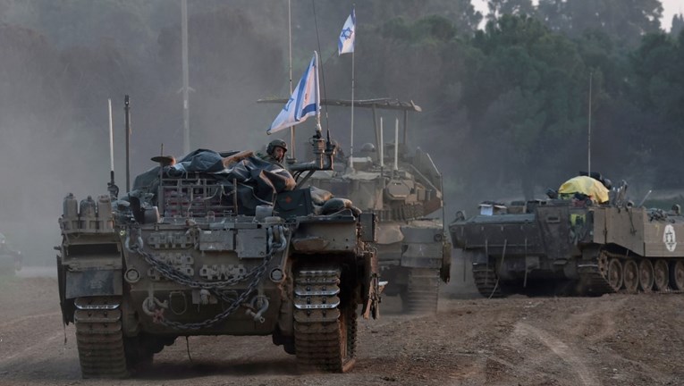 Израел: Не напаѓаат од седум фронта, само на еден не возвративме