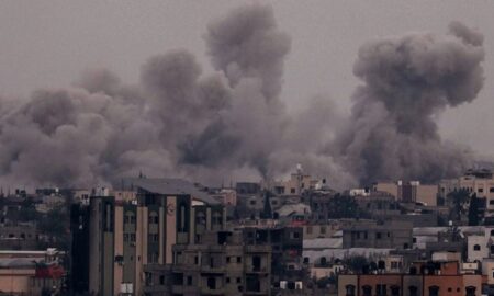 Министерство за Хамас: Израел погоди неколку згради, при што загинаа најмалку 110 луѓе