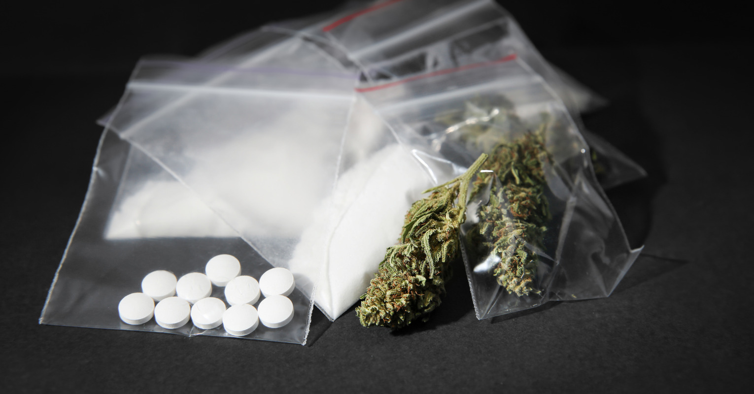 Пронајдени различни видови дрога при претрес во Штип, приведени две лица