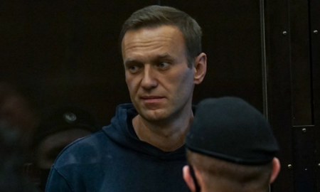 САД: Го поздравуваме тоа што Навални е лоциран, но загрижени сме за неговата состојба