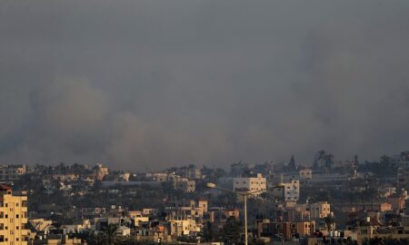 Хамас: Поради бомбардирањето изгубивме контакт со одговорните за 5 израелски заложници