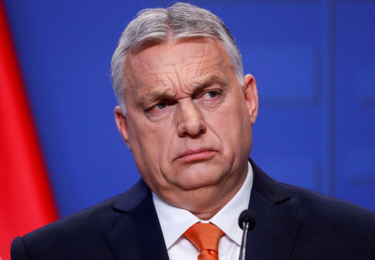„Политико“: Орбан посеа паника во ЕУ